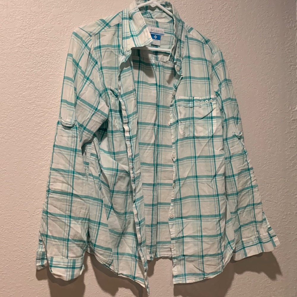 🌵3/$15 🌵 Columbia lightweight button down / large